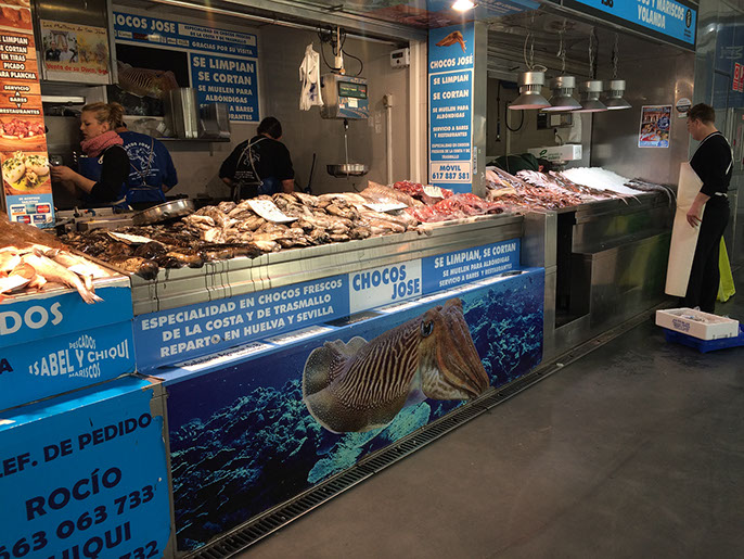 Restaurant "As de Oro" im Zentrum von El Portil